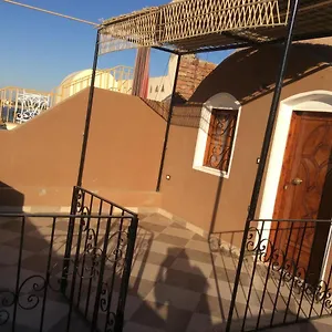 The Brown House Appartement Louxor