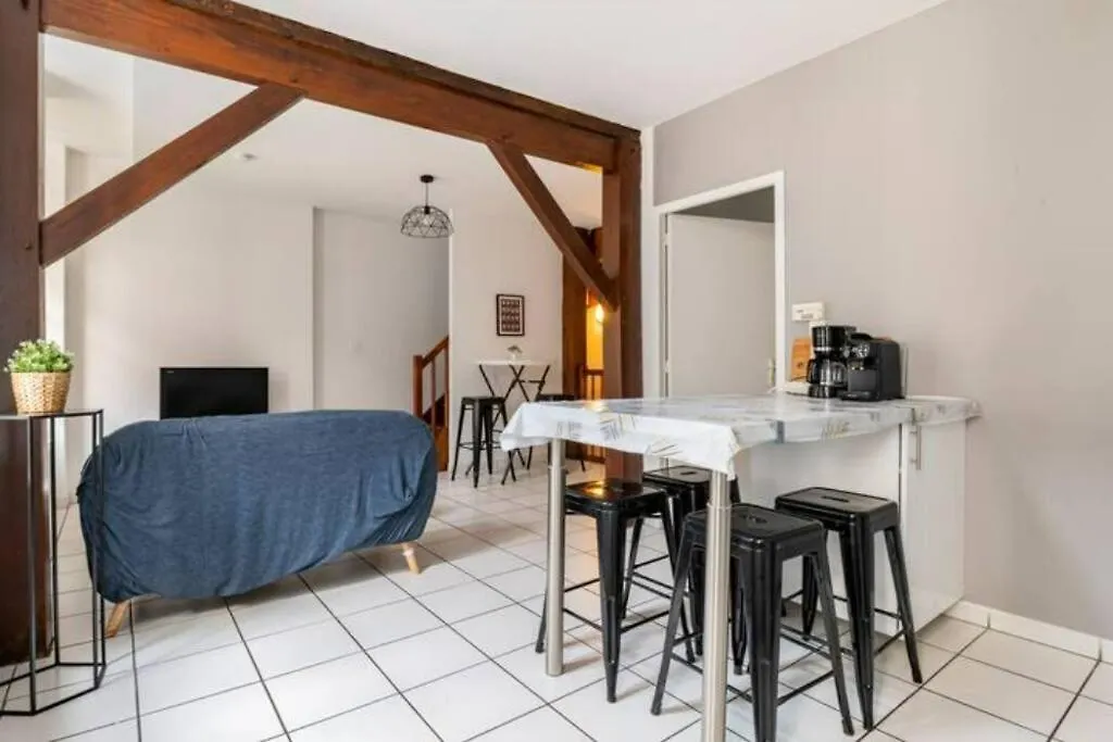 Cosy Maison De Ville 100M2 - Tout Equipee Et Calme Montauban 0*,  France